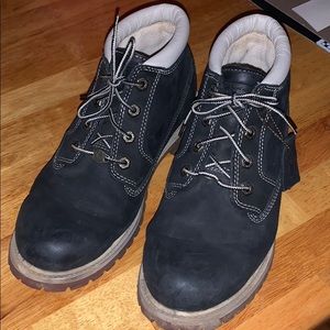 Women’s size 10 black Timberland boots
